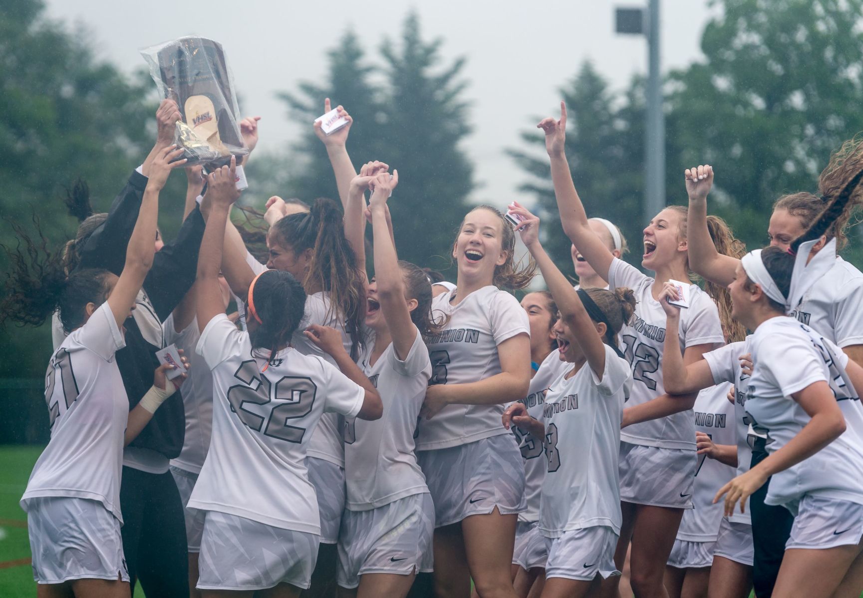 Class 4 girls lax_1.jpg